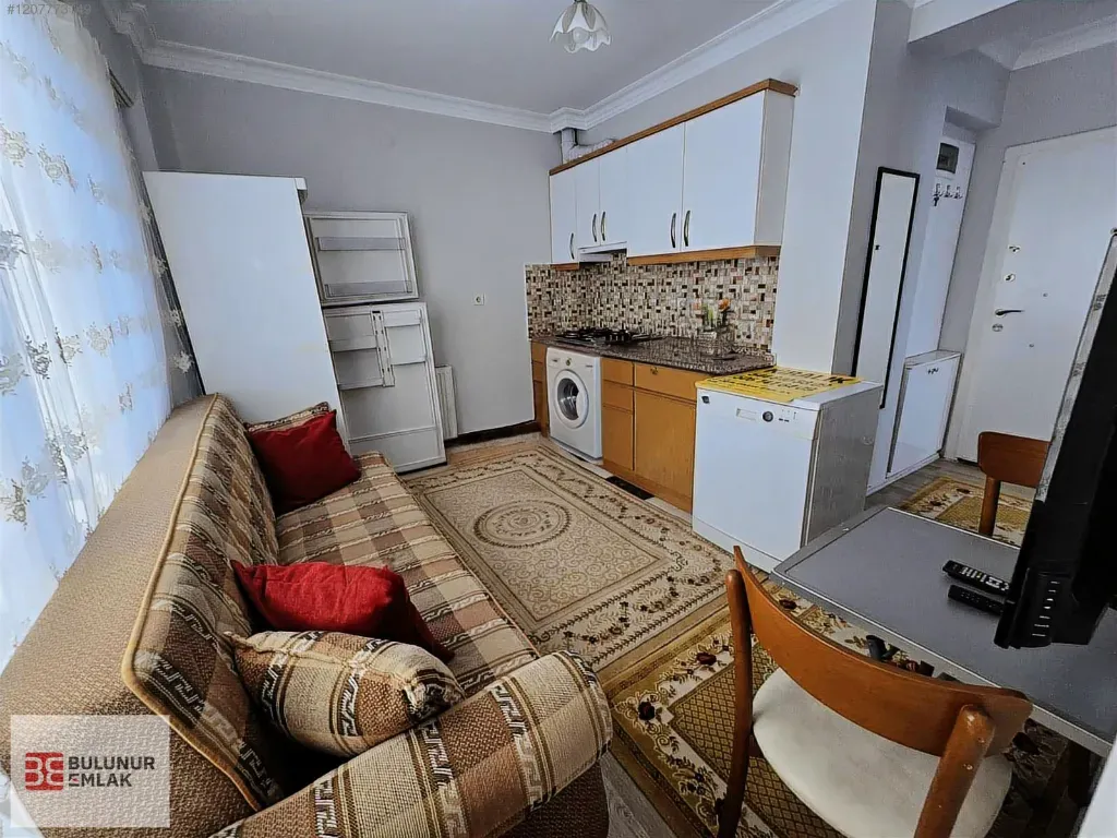 BULUNURDAN MERKEZİ KONUMDA YAKITI DAHİL EŞYALI KİRALIK 2+1 DAİRE