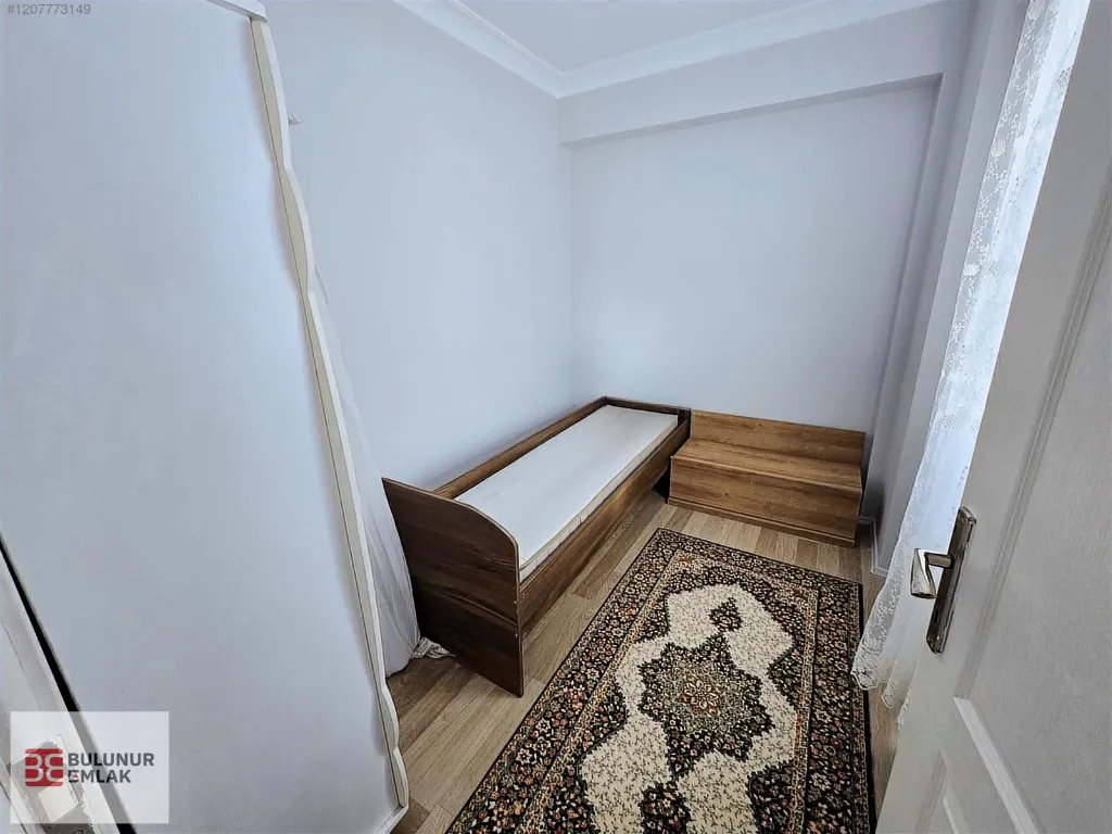 BULUNURDAN MERKEZİ KONUMDA YAKITI DAHİL EŞYALI KİRALIK 2+1 DAİRE