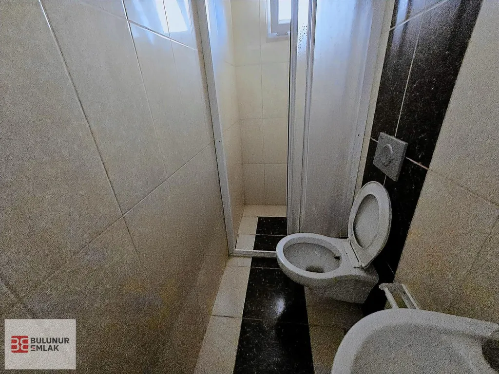 BULUNURDAN MERKEZİ KONUMDA YAKITI DAHİL EŞYALI KİRALIK 2+1 DAİRE