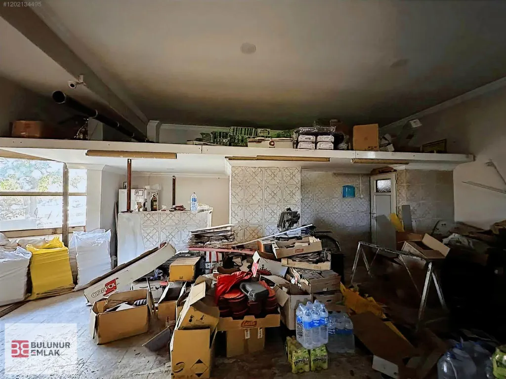 KEMER DE KAÇMAZ FIRSAT ÇOK AMAÇLI DÜKKAN
