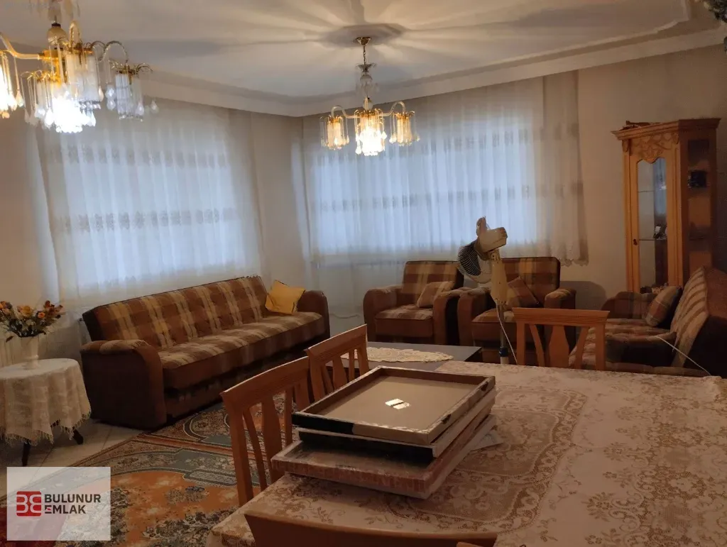 BULUNUR EMLAK'TAN EŞYALI YA DA EŞYASIZ FIRSAT DAİRE
