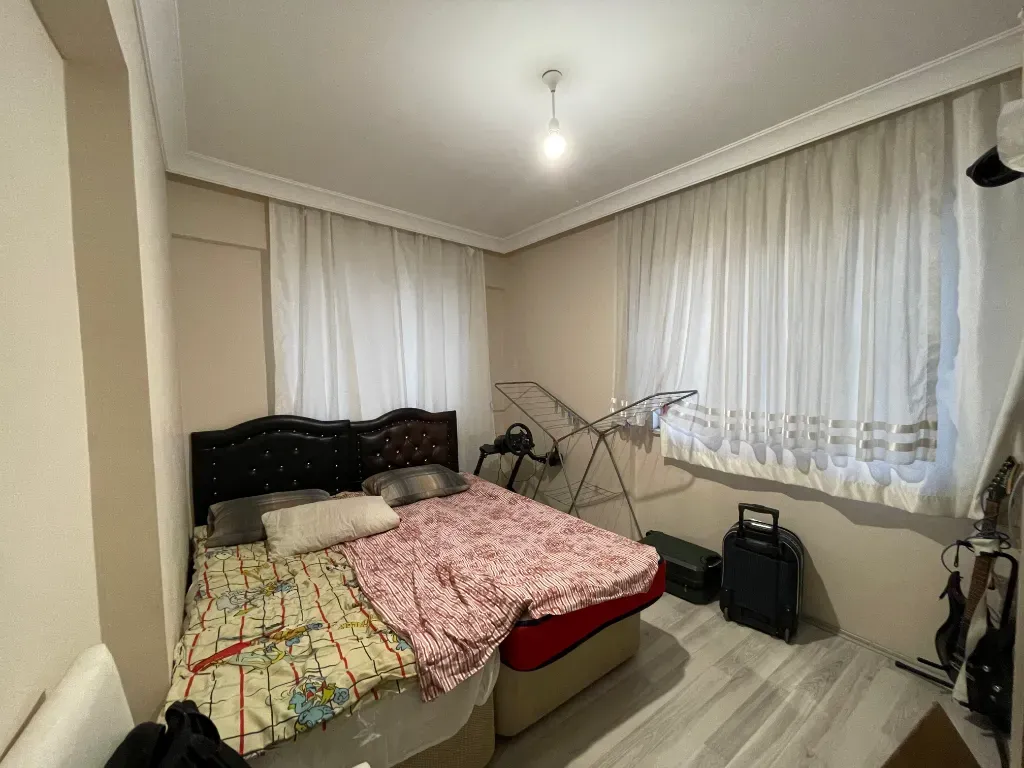 BULUNUR EMLAKTAN ORTA MAHALLEDE 1+1 SATILIK FIRSAT DAİRE